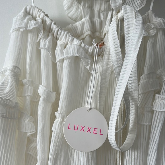 White Ruffled Dress - Picture 9 of 9